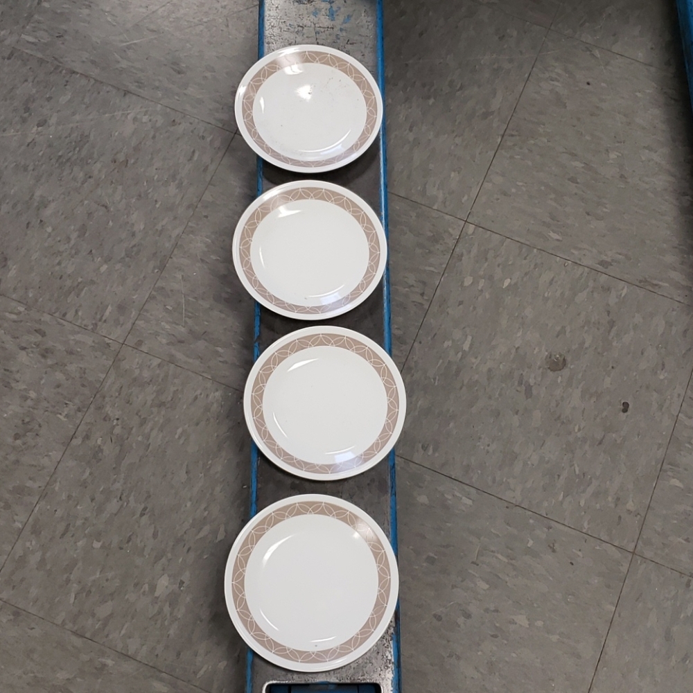 Set of 4 Corelle Sm Plt. 6.75 Inch Sand Stone